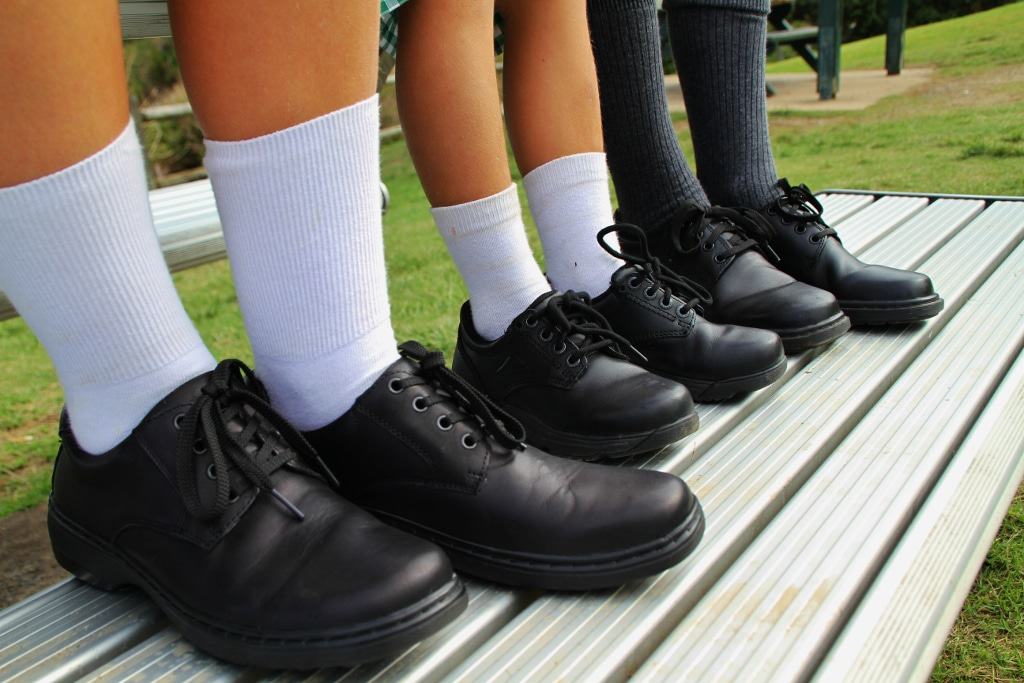 Avoid When Choosing School Shoes